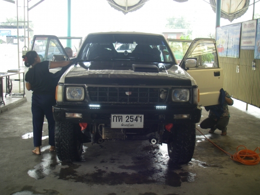 พรรคพวกชลบุรีมาลองขับเมื่อเช้า มัดจำแล้วครับ