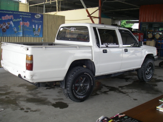 พรรคพวกชลบุรีมาลองขับเมื่อเช้า มัดจำแล้วครับ