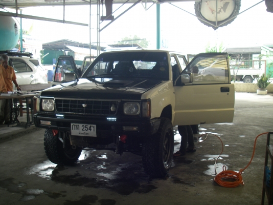 พรรคพวกชลบุรีมาลองขับเมื่อเช้า มัดจำแล้วครับ