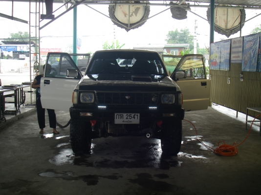 พรรคพวกชลบุรีมาลองขับเมื่อเช้า มัดจำแล้วครับ