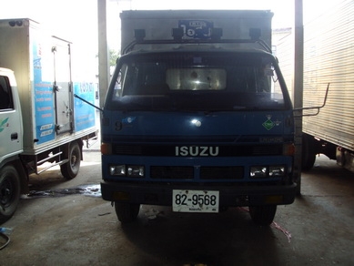 ขายรถ 6 ล้อ ISUZU 115 NPR