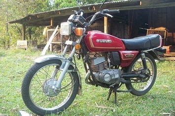 ขาย Suzuki TRS 120 c.c. ปี 2526 เดิมๆสุดๆ ขาย Suzuki TRS 120 c.c. ปี 2526 เดิมๆสุดๆ