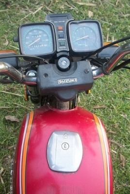 ขาย Suzuki TRS 120 c.c. ปี 2526 เดิมๆสุดๆ ขาย Suzuki TRS 120 c.c. ปี 2526 เดิมๆสุดๆ