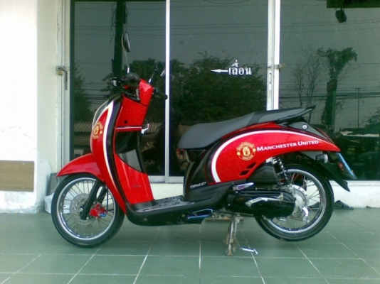Scoopy &ndash; i ลายแมนยู ปี 2554 รถสวยประหยัดน้ำมันราคาถูก&hellip;&hellip;