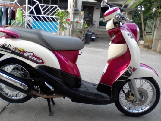รถสวยสภาพดีเครื่องๆ ไม่เคยล้ม วิ้งน้อย