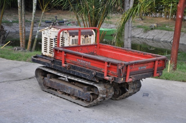 ขายรถบรรทุกตีนตะขาบ YANMAR ดัมพ์ได้ นน.บรรทุก 300กก.