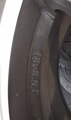 ขายล้อแม็คพร้อมยางขอบ18 ขายล้อแม็คพร้อมยางขอบ18