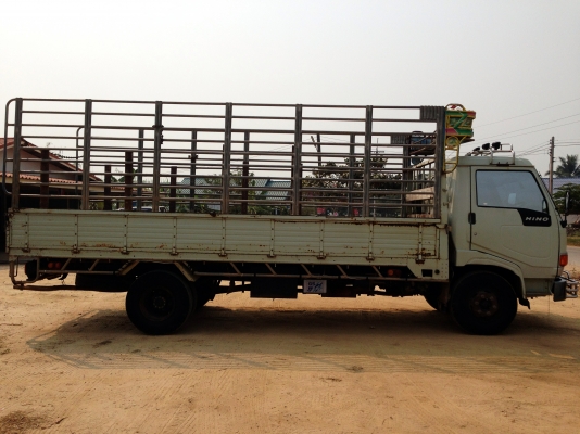 ขายด่วนรถ6ล้อHIno Fc รุ่นซุปเปอร์เสี่ยเครื่อง120แรงม้ารถสภาพสวยมากสนใจติดต่อคุณสมพงษ์087-8390653,081-9136451 ขายด่วนรถ6ล้อHIno Fc รุ่นซุปเปอร์เสี่ยเครื่อง120แรงม้ารถสภาพสวยมากสนใจติดต่อคุณสมพงษ์087-8390653,081-9136451