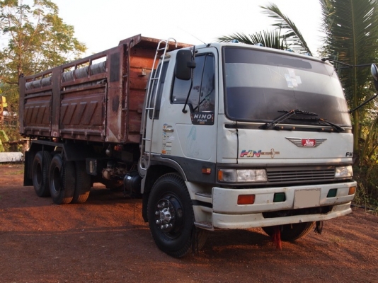 ขายรถ10ล้อ ดั้มพ์ HINO  FM3H เครื่อง 195  แรงม้า 3 เพลา