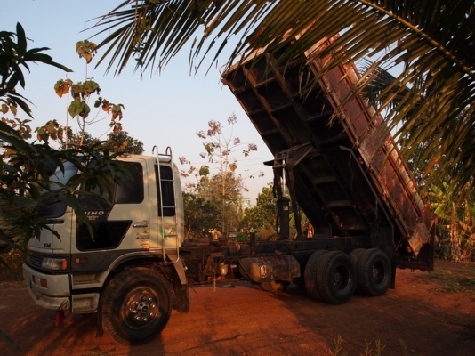 ขายรถ10ล้อ ดั้มพ์ HINO  FM3H เครื่อง 195  แรงม้า 3 เพลา