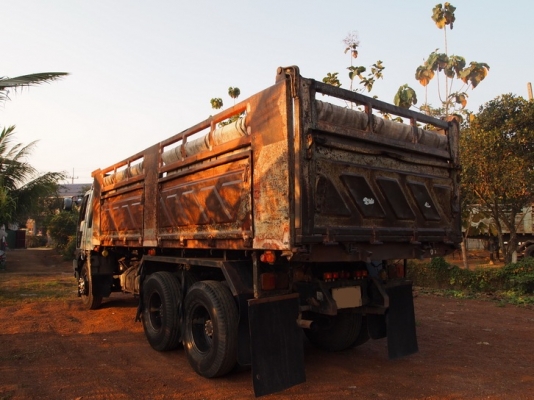 ขายรถ10ล้อ ดั้มพ์ HINO  FM3H เครื่อง 195  แรงม้า 3 เพลา