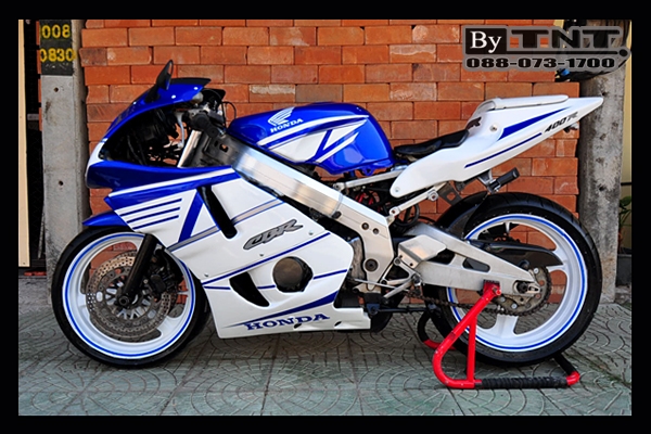 <TNT>ขาย Honda CBR(NC-23) 400 cc./ปี89/ทะเบียนแท้/แต่ง..สวยๆ>>>คับ