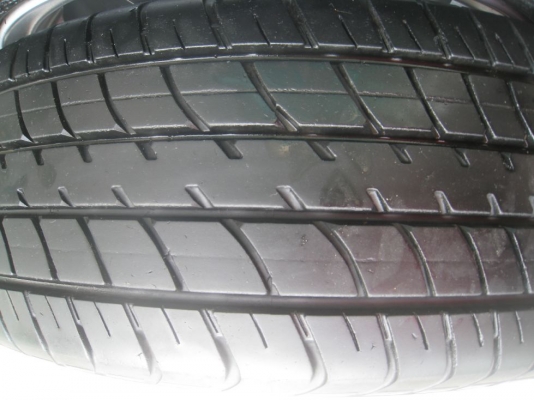 ขายล้อแม็กเดิม TOYOTA VIOS 15" 4/100 +ยางปี10(081-3747940)