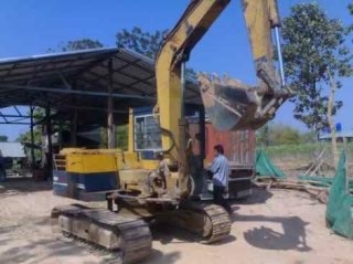 ขานด่วน KOMATSU PC60-3u สภาพพร้อมใช้งาน เครื่องปั้มแรงดีโซ่บู๊ชไม่แตกเอวช่วงล่างเต็ม