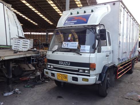 ขายรถบรรทุก 6 ล้อ ISUZU