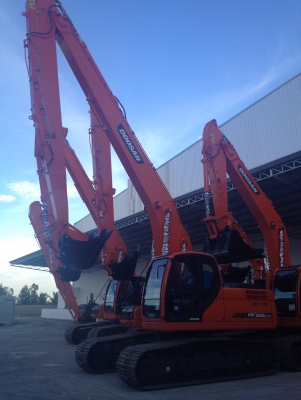 ขาย BACK HOE DOOSAN ทุกรุ่น มือ 1 ราคาถูกกว่า ประหยัดน้ำมันขั้นเทพ