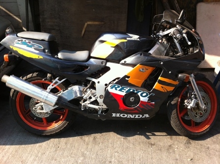 ขาย HonDA CBR 250 ปี 2535 สภาพเครื่องแบบวัยรุ่น พร้อมทะเบียนแท้