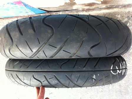 ขายยาง หน้าหลัง ขอบ17 สภาพสวย ถอดออกจาก นินจา 2011