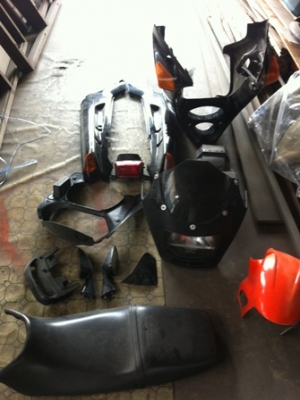 ขาย แฟริ่ง Kawasaki ZZR ครบทุกชิ้น ขาย แฟริ่ง Kawasaki ZZR ครบทุกชิ้น