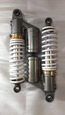 โช๊ค KYB  JP.(คายาบ้า) น้ำมัน 12 นิ้ว