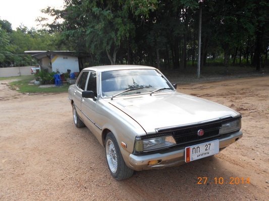 ขาย  TOYOTA  CORONA