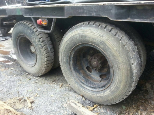 10ล้อเพลาเดียวKT925-11721 มีสะพานขึ้น รถสภาพเดิมๆ เครื่องEH700 เครื่องดี เดิม 168 แรง เล่มพร้อม