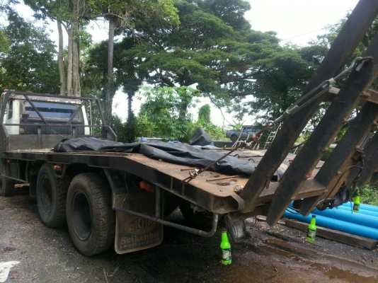 10ล้อเพลาเดียวKT925-11721 มีสะพานขึ้น รถสภาพเดิมๆ เครื่องEH700 เครื่องดี เดิม 168 แรง เล่มพร้อม