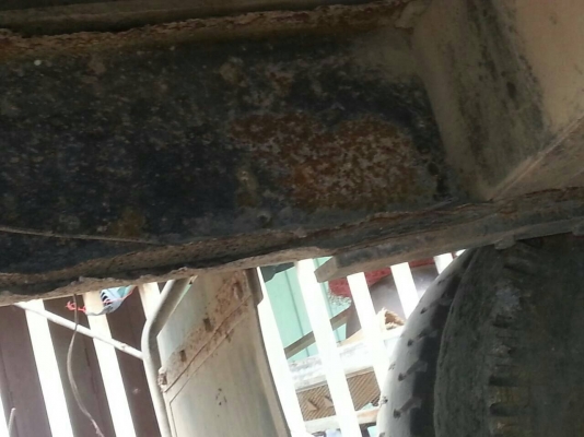 10ล้อเพลาเดียวKT925-11721 มีสะพานขึ้น รถสภาพเดิมๆ เครื่องEH700 เครื่องดี เดิม 168 แรง เล่มพร้อม