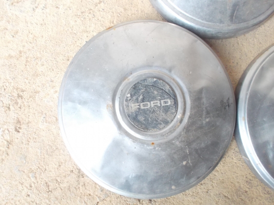 ฝาตบ ฟอตร์