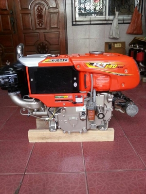 ขาย Kubota RT140 + ไดรสตาทร์ ราคา 36000 (รุ่นนี้ล้อหนาไม่เอาไดร้ลดให้อีกล้อ เท่ากับตัวไม่มีไดร้หนา)