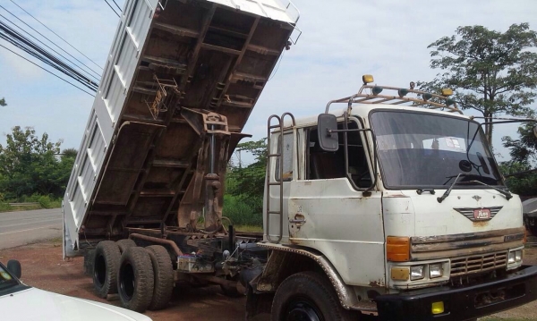 ขายรถบรรทุกสิบล้อดัมพ์ Hino F17 เครื่อง HO7C-185 แรง 2 เพลา สโลด์เดิม เบรคลมดัน ทะเบียนพร้อม