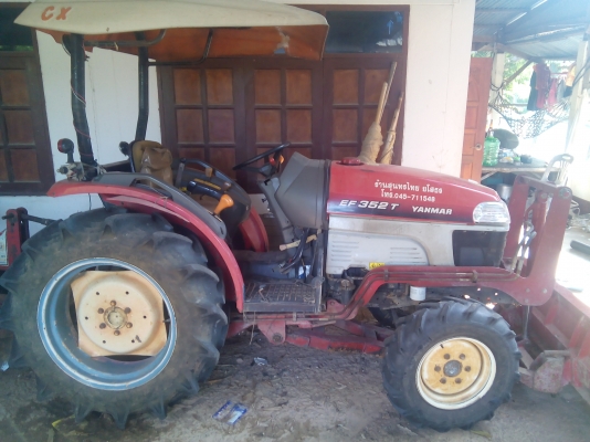 197000 ขายด่วนครับ ยันม่าร์ 35 แรงอุปกรณ์3อย่าง ดันหน้า+ผานพรวน+คราด พร้อมใช้ครับ