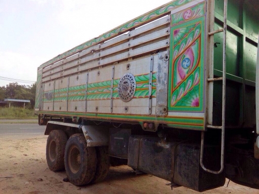 ขายรถบรรทุกสิบล้อดัมพ์ ISUZU euro2 เครื่อง 320 แรง ปี 48 กระบะดัมพ์มิเนียม มีระบบลากพ่วง มี 2 คัน ขายรถบรรทุกสิบล้อดัมพ์ ISUZU euro2 เครื่อง 320 แรง ปี 48 กระบะดัมพ์มิเนียม มีระบบลากพ่วง มี 2 คัน