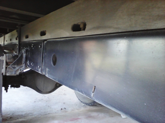 หกล้อ อีซูซุ NQR150แรง ยาว5.5เมตร สภาพดีสวยเดิมๆจากห้าง ทะเบียนพร้อมโอน