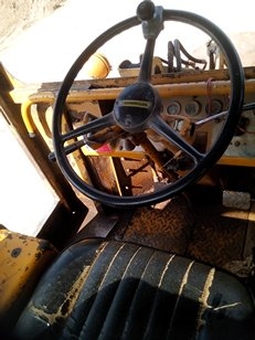 ขายรถตัก910เครื่องy2คัน