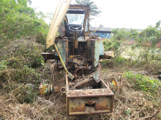 ขายรถตัก910เครื่องy2คัน