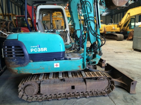Komatsu PC35R-8 ถึงไทยแล้ว นำเข้าจากญี่ปุ่น ถูกครับ