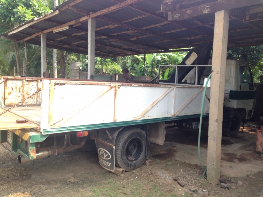 รถบรรทุก HINO