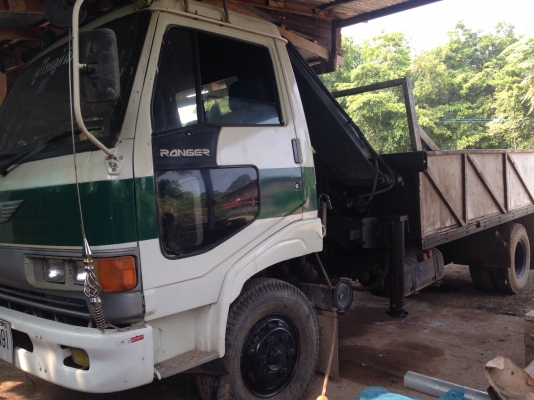 รถบรรทุก HINO