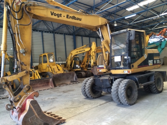 SALES CAT M312 นำเข้าจากยุโรป ขายถูกมากนะครับ