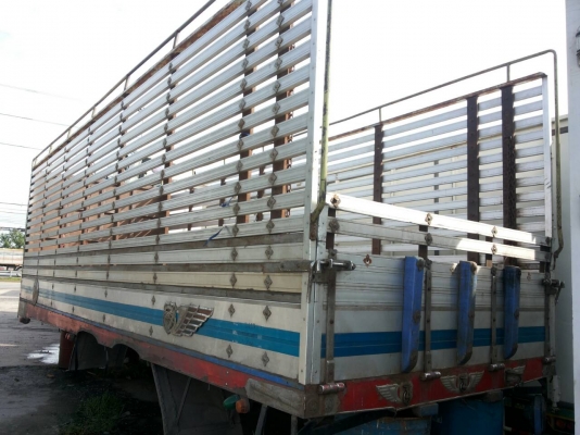 ขายกะบะบรรทุก 10 ล้อกว้าง 2.5 ม./ ยาว 7.5 ม. ใส่อีซูซุ