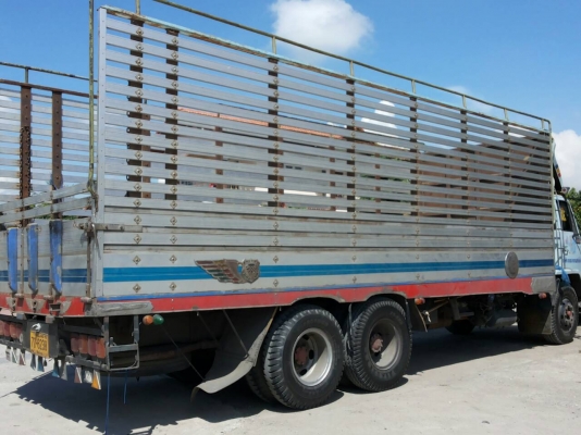 ขายกะบะบรรทุก 10 ล้อกว้าง 2.5 ม./ ยาว 7.5 ม. ใส่อีซูซุ