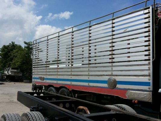 ขายกะบะบรรทุก 10 ล้อกว้าง 2.5 ม./ ยาว 7.5 ม. ใส่อีซูซุ