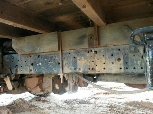 ISUZU 6 ล้อ NKR58LU 110 แรงม้า กระบะพื้นเหล็กยาว4.40เมตร