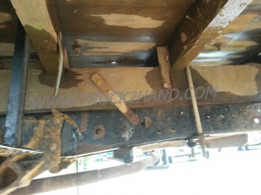 ISUZU 6 ล้อ NKR58LU 110 แรงม้า กระบะพื้นเหล็กยาว4.40เมตร