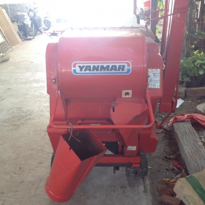 รถนวดข้าวเดินตาม เก่าญี่ปุ่น YANMAR สภาพอย่างสวย เครื่องยนต์เบนซิน ขนาด 5.00 Hp. เป็นแทรคยาง รถนวดข้าวเดินตาม เก่าญี่ปุ่น YANMAR สภาพอย่างสวย เครื่องยนต์เบนซิน ขนาด 5.00 Hp. เป็นแทรคยาง