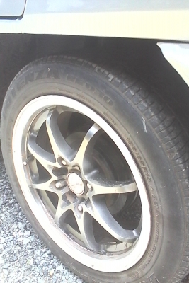 แช้ม ทู สภาพนางฟ้า ผู้สูงอายุใช้มือเดียว