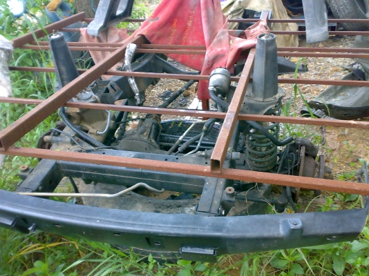 ตัดหน้าแลนโรเวอ พร้อมเพลาช่วงล่าง คัสซีครึ่งท่อน