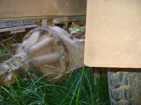 เทรนเลอร์สิบล้อ เพลาเดียวหัวยาว เครื่อง PD6  185 แรง  ขึ้นรถ 200 ได้ ราคา 325,000 บาท