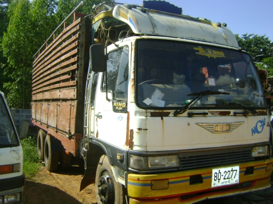 ฮีโน่ EH700  168 แรง  ( ขายตามสภาพ ) ราคา  350,000  บาท